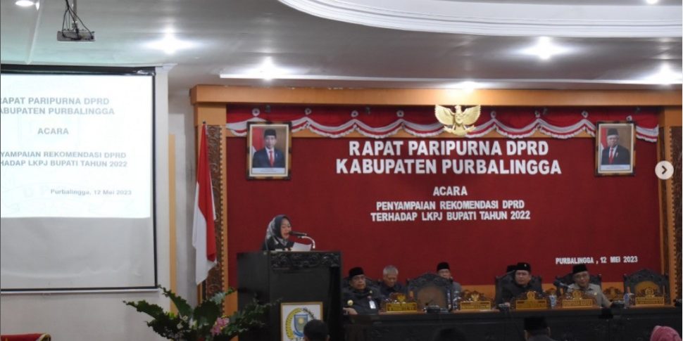 rapat paripurna dprd 1