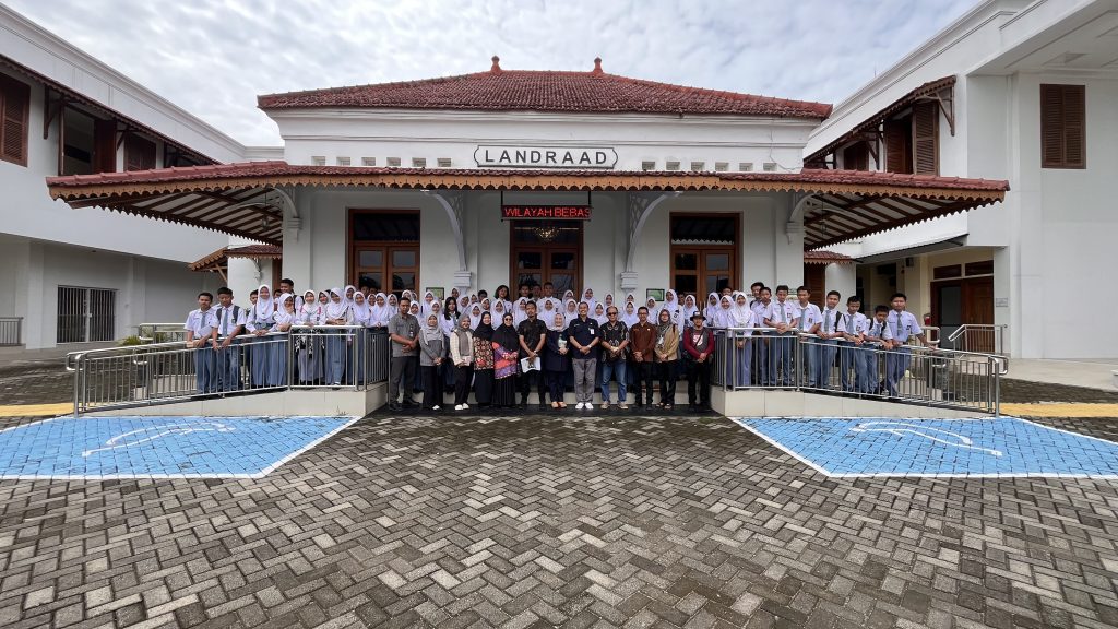 Kunjungan Siswa Siswi SMA N 2 Purbalingga